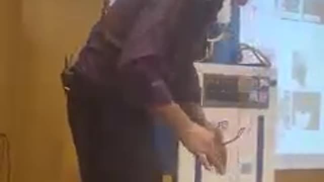 Αν εμεινες αφωνος οτι βλεπεις ειναι απολυτη πραγματικοτητα ειδου η απολυτη ενεργεια