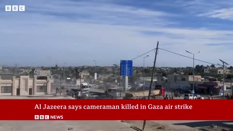 IDF say hostages were holding white cloth on stick when mistakenly shot by Israeli forces – BBC News