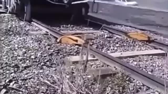 Re-railing a derailed train