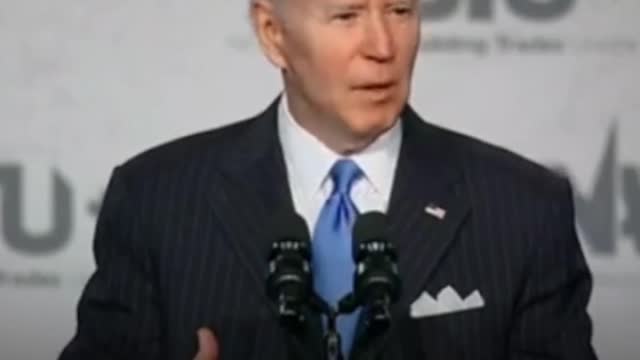 Biden,citando il segretario alla Difesa USA:"Abbiamo addestrato gli ucraini e dato loro le armi,ecco perché sono in grado di combattere" ha sottolineato ciò che gli USA hanno fatto per rendere l'Ucraina "capace di combattere"