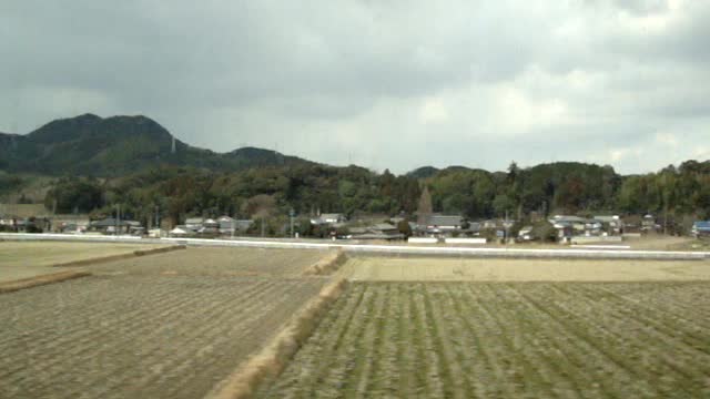 Riding the Shinkansen (Bullet Train) to Hiroshima at 200mph