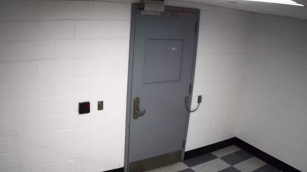 6147RHOBG3G301BExitSecuredSide_2021-01-06_00h00min01s913ms.mp4