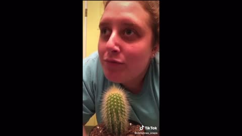 Christine’s Snaps Woman buys a Cactus 🌵