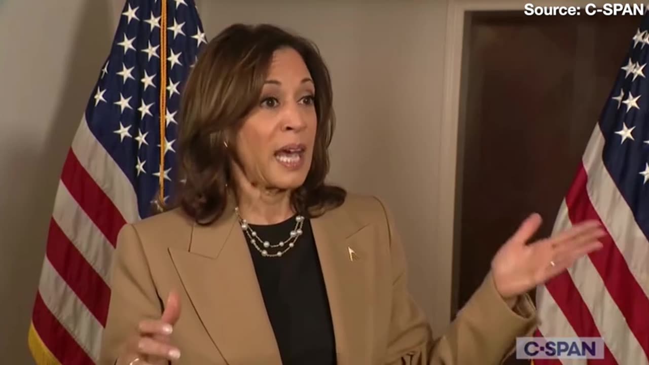 Kamala Harris Dodges Question on Resuming Border Wall Construction if She's Elected