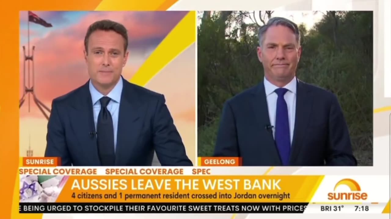 Australia deploys troops to middle east