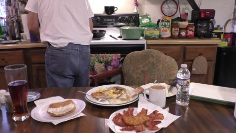 103. Momma's Breakfast, Saturday, December 14,2024