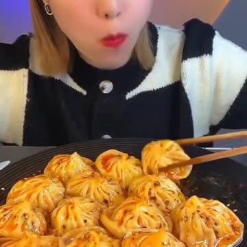 Juicy Momos Eating Challenge | #asmr #food #funny #eating #shorts