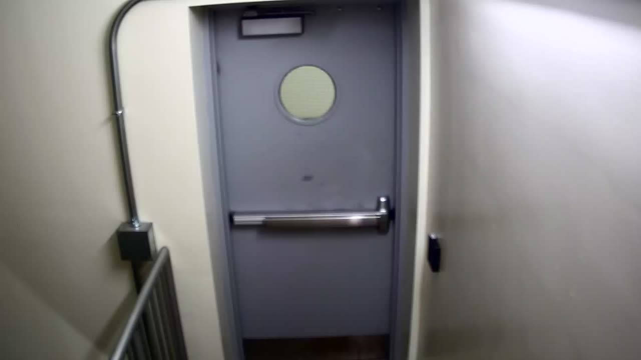 6162RHOBGRRGST2StairwellSide_2021-01-06_22h40min03s333ms.mp4