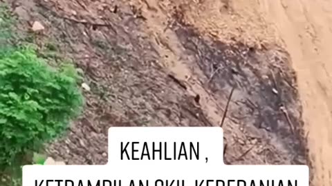 Sekil dan keterampilan mengemudi yang sangat luar biasa