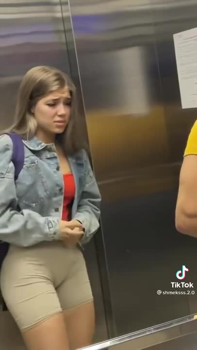 #Shmeksss SHMEKSSS Pranks | New and Latest Pranks | Hot Body Builder Viral and Funny Videos part 4