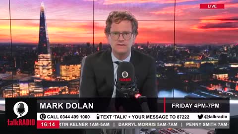 The English television presenter Mark Dolan cut the mask, live🦾✂️🔪🤣🤚: