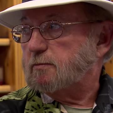 Angry Seller Does NOT Agree With Rick - “That’s Absolutely Ridiculous” | Pawn Stars | #Shorts