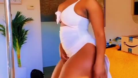 Bestfriend Fat Juicy Ass Gets Covered..