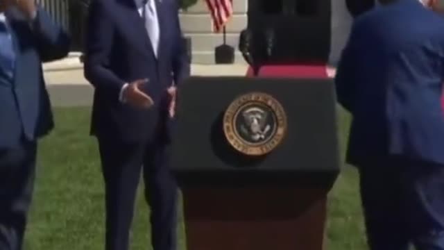 BIDEN MONENT