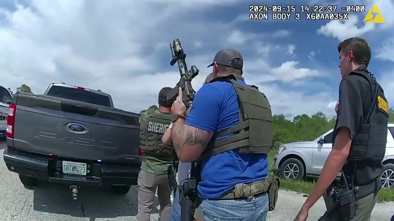 🇺🇸 Police in Martin County, Florida, have released footage of the arrest of a