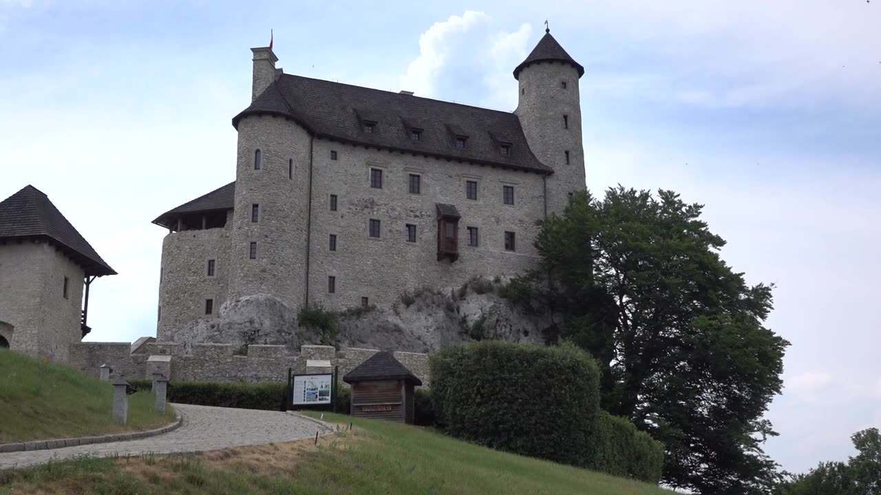 BOBOLICE castle Poland - full reconstruction