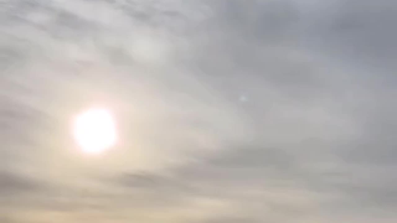 don't look at your f..n Smartphones! look up to the sky!