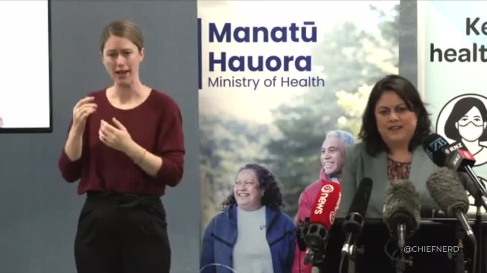 Unmasked Citizens Equivalent to Drunk Drivers in New Zealand