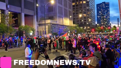 Police Officers are facing off with protesters in downtown Chicago during the 2nd night of the DNC.