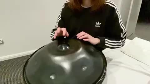 daily handpan practice 🛸