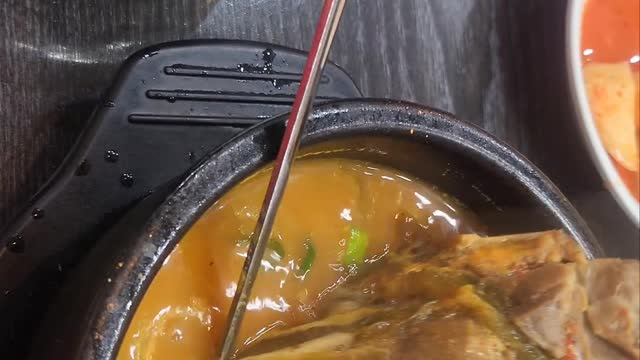 Ox bone hangover soup 뼈다귀 해장국 reguler KoreN restaurant