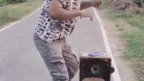waah kya dance hai 😅 || falak shahid || #shorts