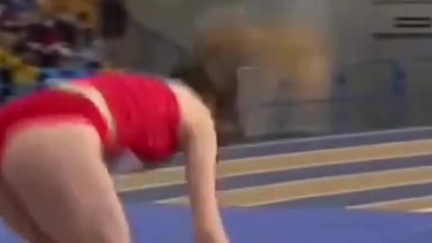 Laura Martin's High Jump Spanish Part 2