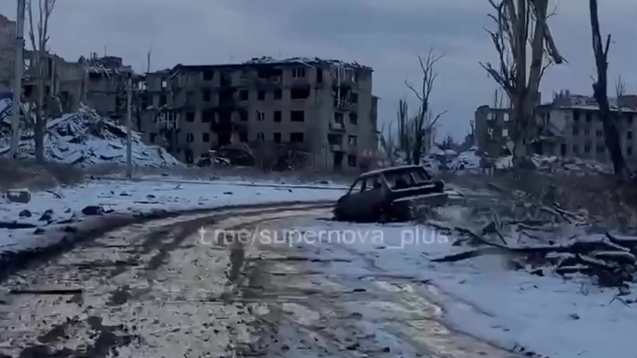 Video from frontline Bakhmut. 2