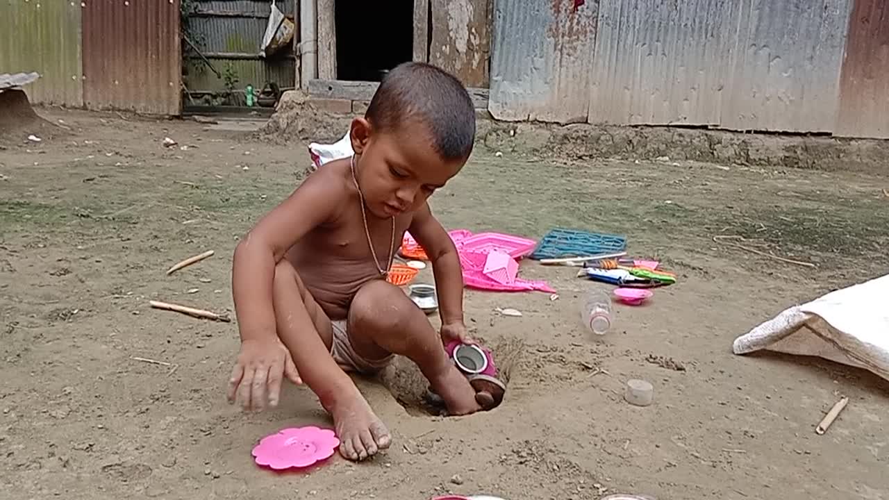 My baby playing game with ground