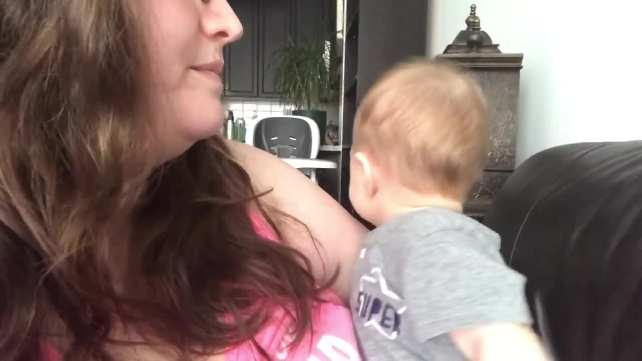 The child Gets Emotional When Mom Sings Opera!