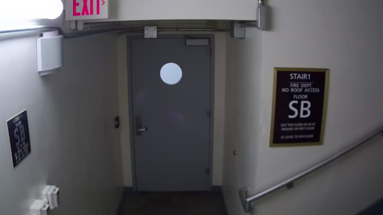 6151RHOBSBRSBST1STAIRWAYSIDE_2021-01-06_20h00min03s663ms.mp4