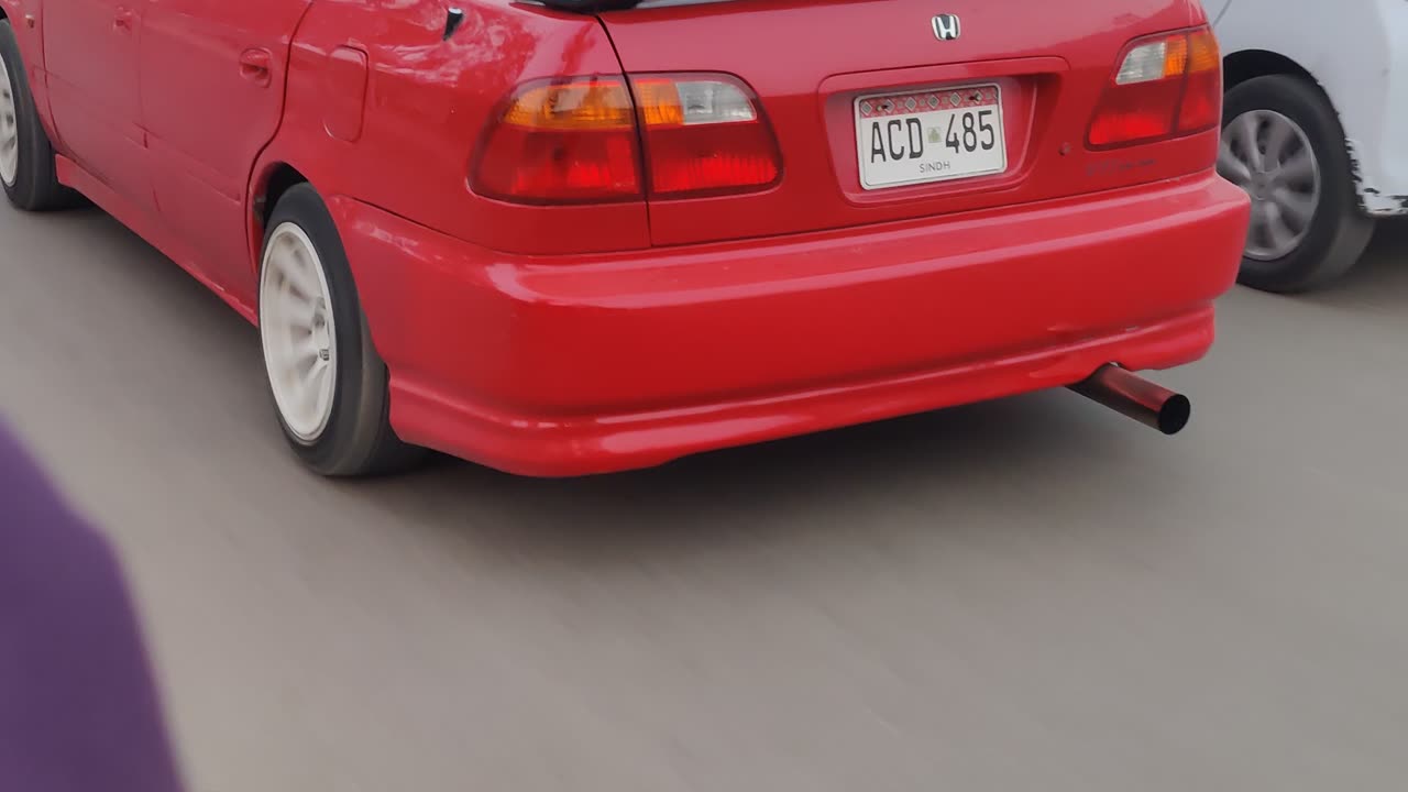 Car modeefid video