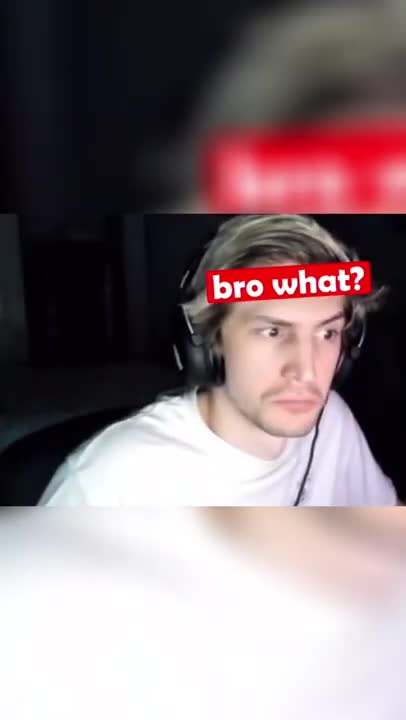 @xQcOW getting scared as hell 🤣