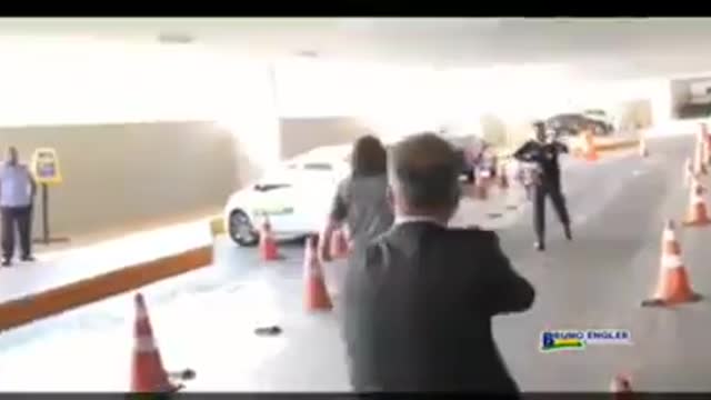 Cara ameacando de matar Bolsonaro