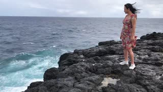 A women got a gift from the ocean, wait for the end