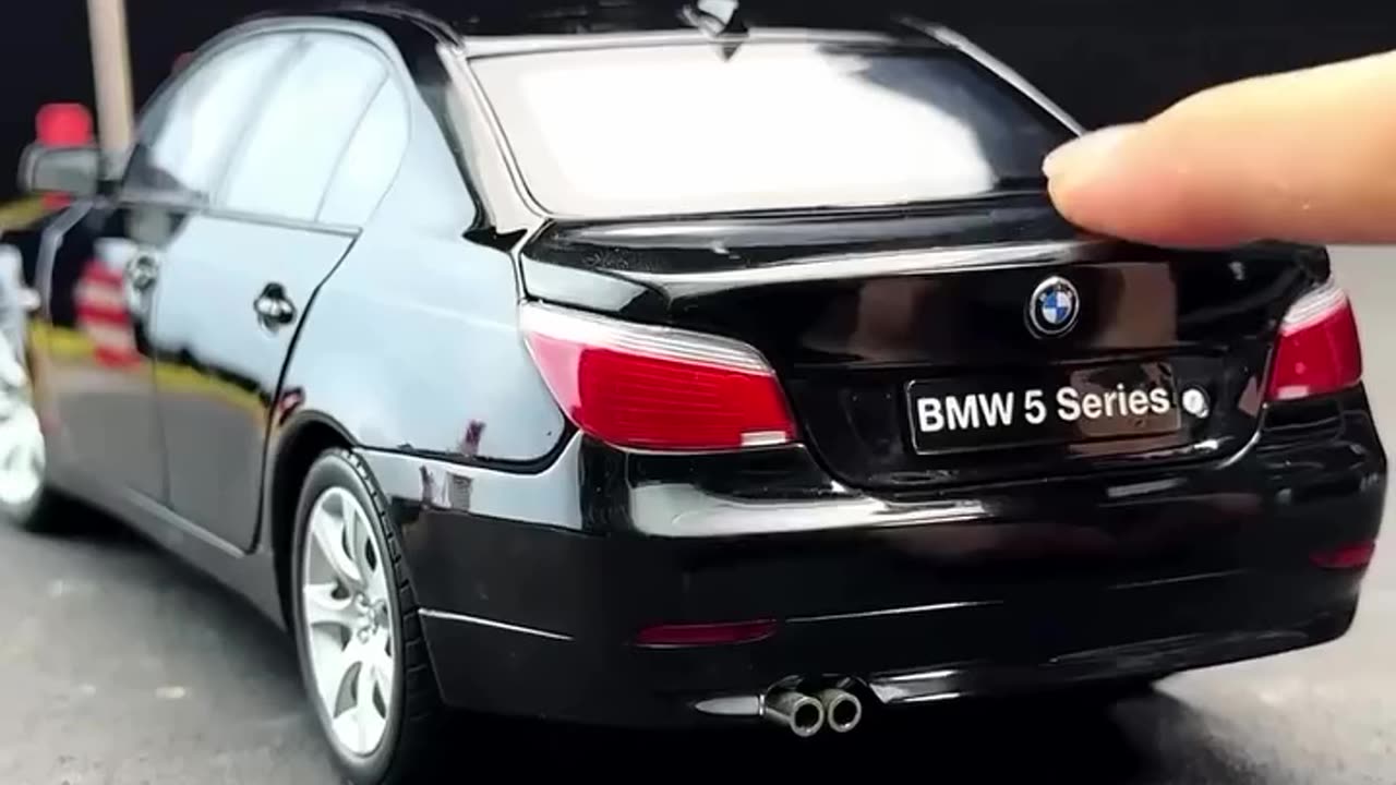 1:18 BMW 5 Series