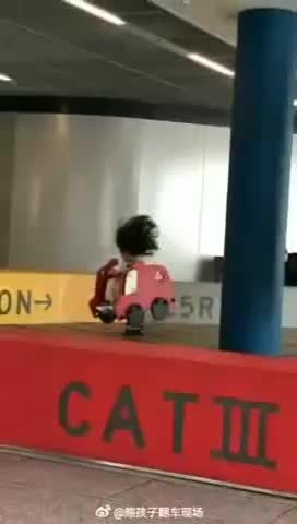 Video Remix. Whip It.