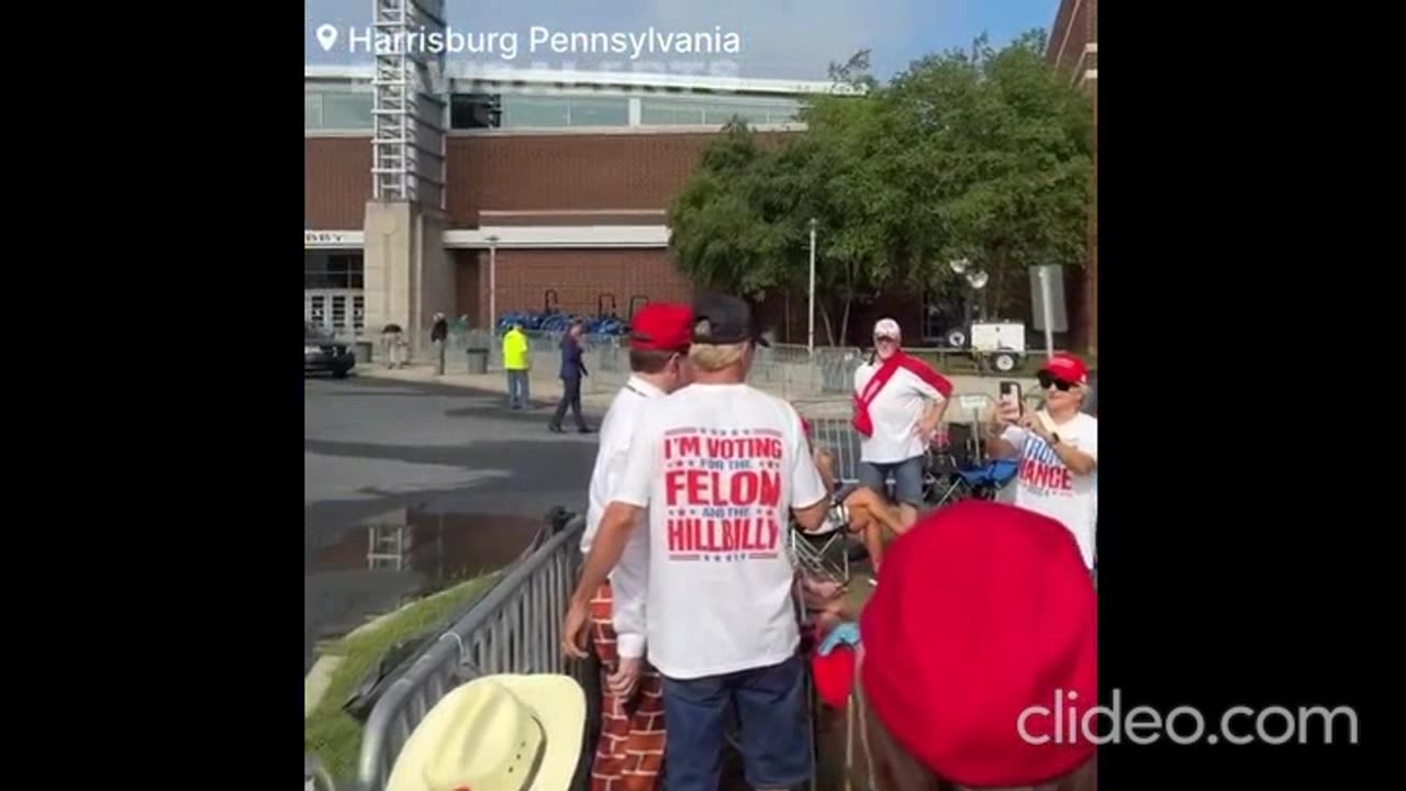 THOUSANDS already lined up to see Trump in Harrisburg, PA