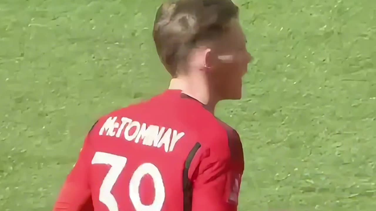 Scott McTominay ice cold 🥶