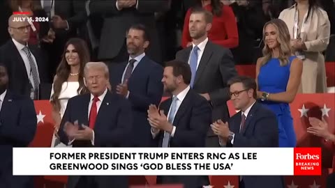 BREAKING NEWS: RNC Goes Wild When Trump Arrives As Lee Greenwood Sings 'God Bless The USA'
