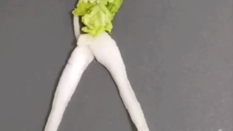 Crazy videos (dancing food)