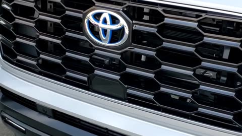 2023 Toyota Sequoia Platinum 4WD Hybrid