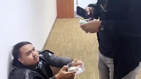 POV : KETIKA PUNYA BOS SUKA MANTAU CCTV