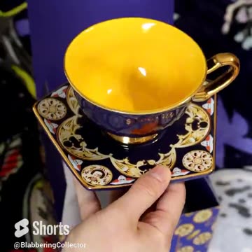 I LOVE This Chocolate Frog Teacup Set! #wizardingworldofharrypotter #universalstudios #harrypotter