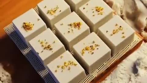 Asian street food 桂花糕