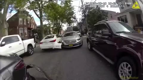 NYPD engage in hot pursuit after officer struck in Queens traffic stop