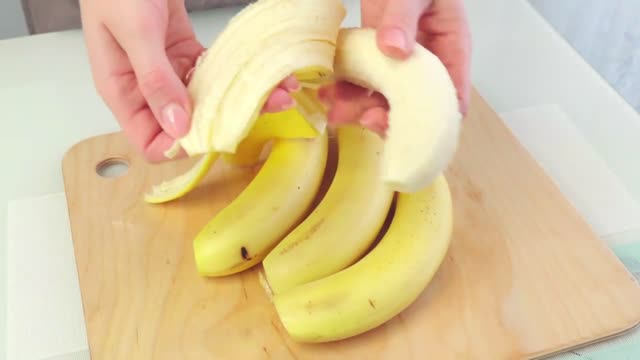 Peel Off The Skin Of A Banana