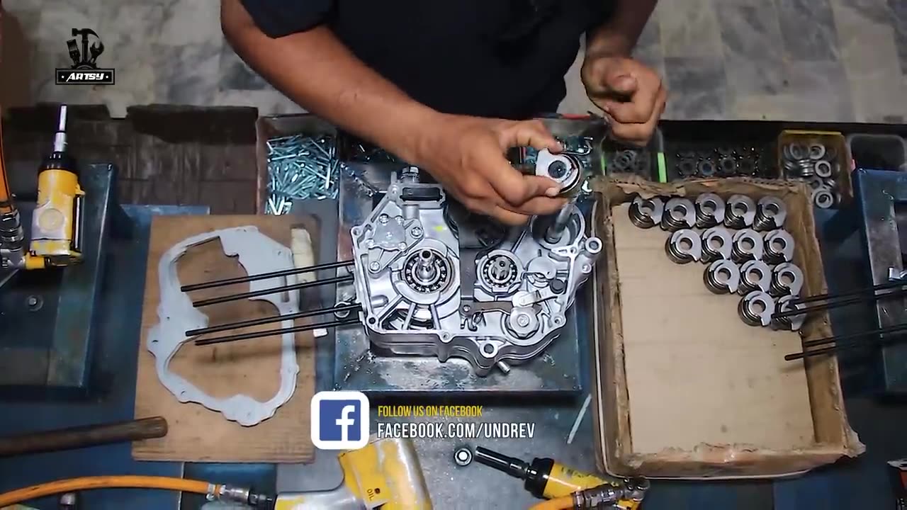 Complete Assembling Motorcycle Engine