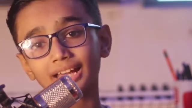 WORLD CLASS INDIAN SONG - PERFORMED BY A LITTLE BOY