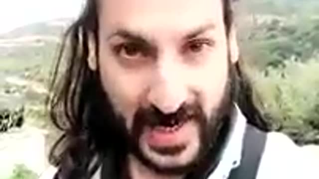 Καταλαβες οτι τους δοξαζεις για μερικα ψιχουλα